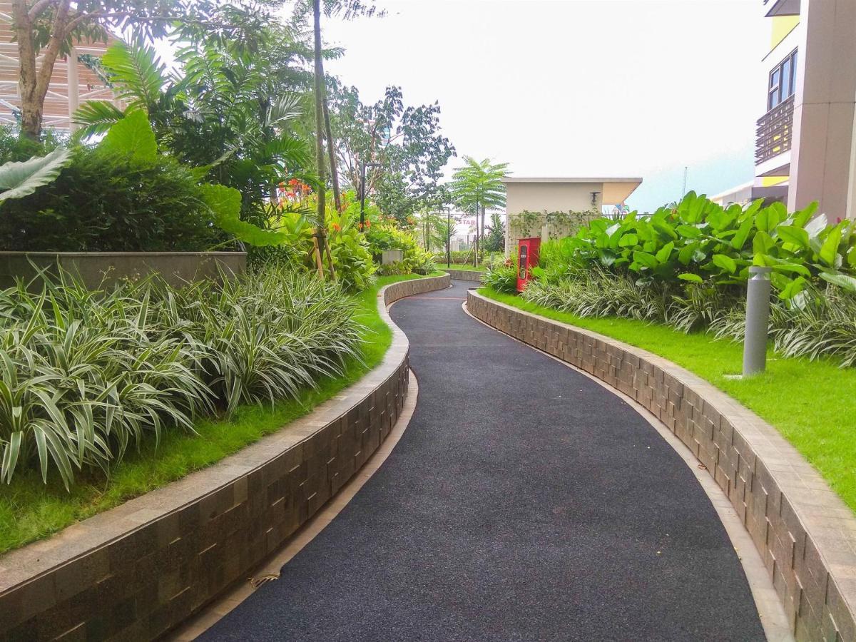 Apartemen Wonderful The Springlake Summarecon By Travelio Bekasi